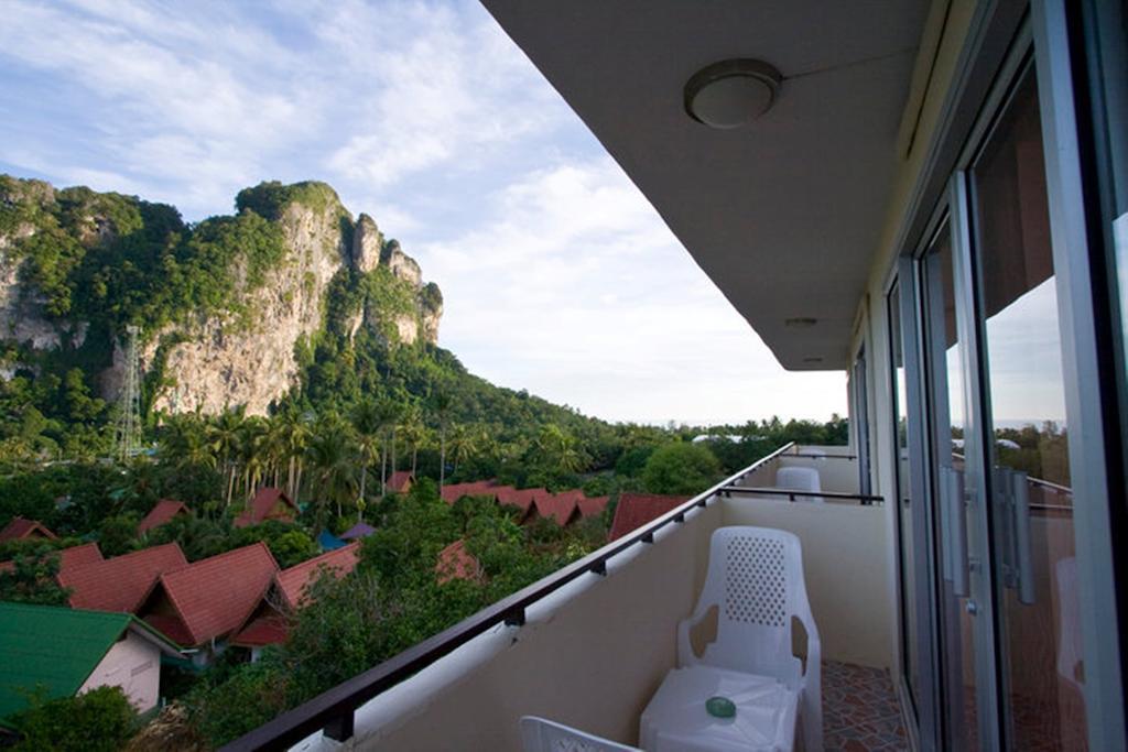 Ascot Krabi Hotel Ao Nang Exterior photo