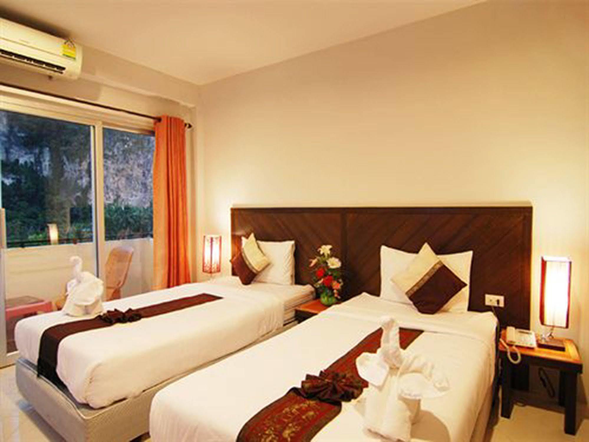 Ascot Krabi Hotel Ao Nang Exterior photo
